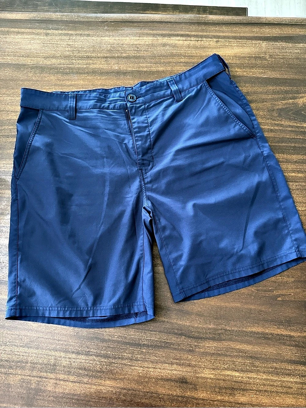 Huk Men's Blue Shorts Size XL Like New